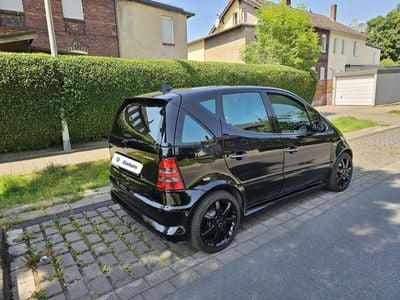 Mercedes A210