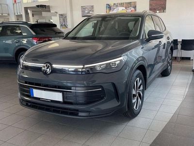 Grau Neu 2026 VW Tiguan Life SUV | 42.840 € (Superpreis)