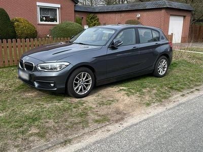 Gebraucht BMW 116 Advantage 109 PS (80 kW) 2018 Grau Kleinwagen