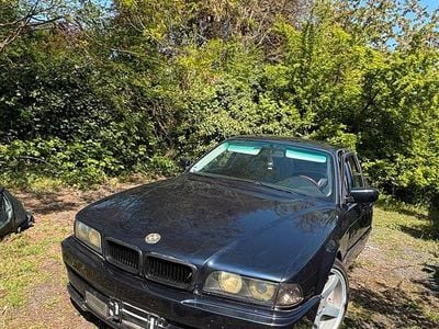 Second-hand BMW 728 193 CP (141 kW) 1998 Albastru Berlinǎ