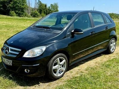 Mercedes B180