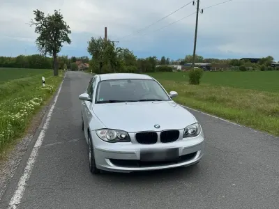 Gebraucht BMW 116 122 PS (89 kW) 2008 Grau Kleinwagen