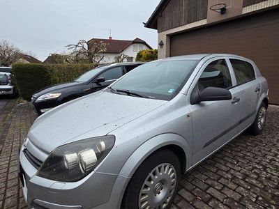 Gebraucht Opel Astra 90 PS (66 kW) 2004 Silber Limousine