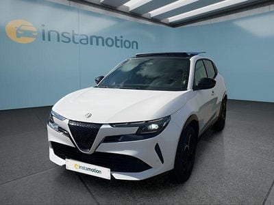 Neu Alfa Romeo GT Junior 136 PS (100 kW) 2026 Weiß SUV