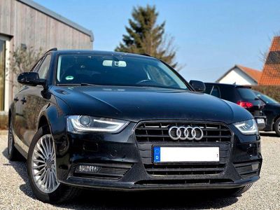 Gebraucht Audi A4 Sport 150 PS (110 kW) 2014 Schwarz Kombi