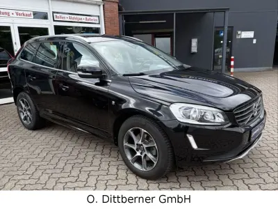 Gebraucht Volvo XC60 Ocean Race 150 PS (110 kW) 2016 Schwarz SUV