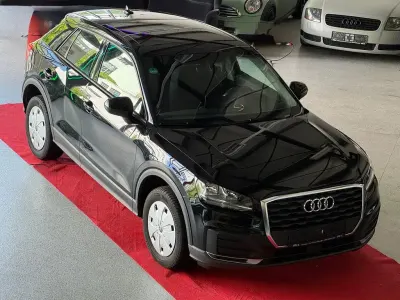 Gebraucht Audi Q2 116 PS (85 kW) 2020 Schwarz SUV