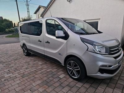 Silber Gebraucht 2017 Fiat Talento Van / Kleinbus | 17.999 €