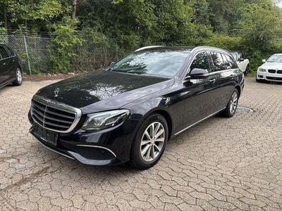 Gebraucht Mercedes E220 194 PS (142 kW) 2016 Schwarz Kombi