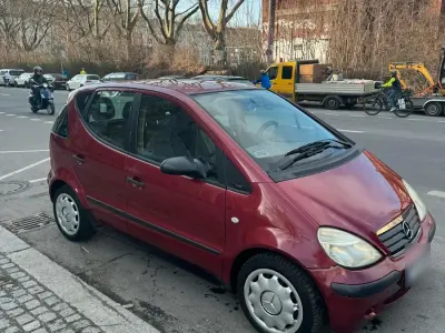 Używany Mercedes A170 2005 Czerwony Hatchback