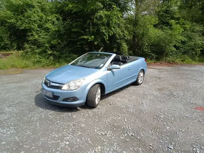 Gebraucht Opel Astra 140 PS (102 kW) 2007 Blau Cabrio