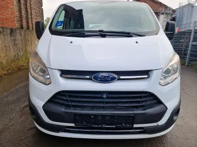 Gebraucht Ford Transit Tourneo 131 PS (96 kW) 2016 Weiß Van / Kleinbus