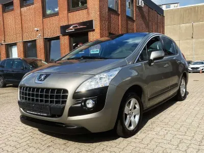Gebraucht Peugeot 3008 Premium 156 PS (114 kW) 2011 Vapor grey Kombi