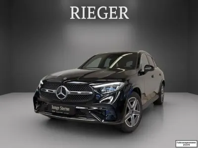 Gebraucht Mercedes GLC300 AMG 269 PS (197 kW) 2025 Schwarz SUV