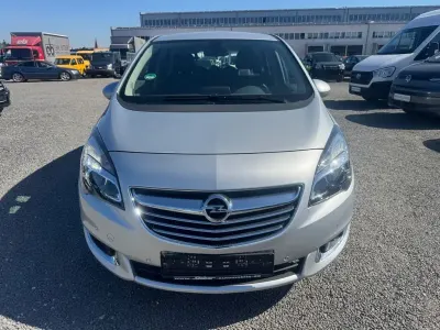 Używany Opel Meriva Innovation 120 KM (88 kW) 2014 Srebrny Minivan