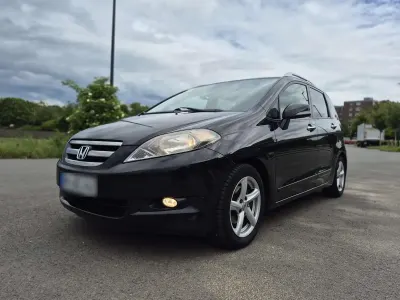 Käytetty Honda FR-V 125 HP (91 kW) 2008 Musta Tila-auto