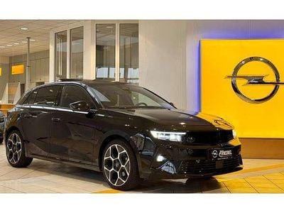 Schwarz Gebraucht 2024 Opel Astra Ultimate Limousine | 24.895 € (Fairer Preis)