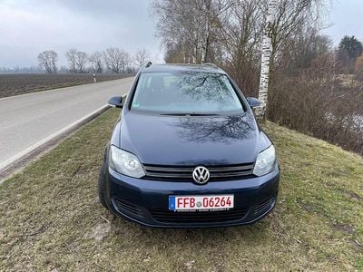 Gebraucht VW Golf VII Comfortline 122 PS (89 kW) 2013 Blau Limousine