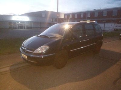 Citroën C8