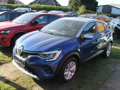 Second-hand Renault Captur Equilibre 91 CP (66 kW) 2023 Albastru SUV