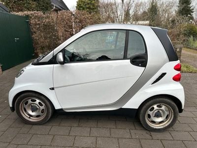 Weiß Gebraucht 2012 Smart ForTwo Coupé Coupé | 4.600 € (Guter Preis)