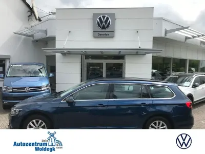 Gebraucht VW Passat Business 150 PS (110 kW) 2022 Aquamarinblau metallic (metallic) Kombi