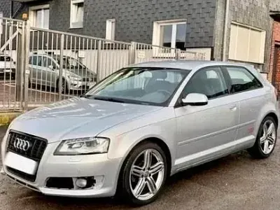 Gebraucht Audi A3 160 PS (117 kW) 2011 Grau Kleinwagen