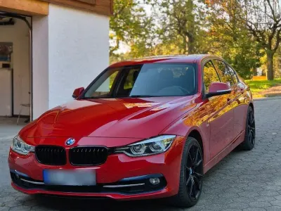 Używany BMW 330 Sport Line 252 KM (185 kW) 2016 Czerwony Sedan/Limuzyna