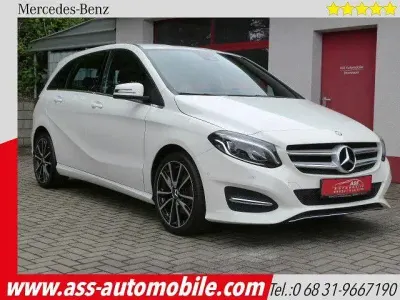 Gebraucht Mercedes B180 122 PS (89 kW) 2016 Weiß Kleinwagen