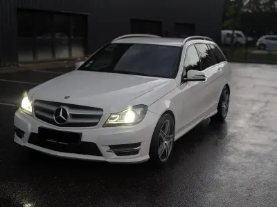 Gebraucht Mercedes C300 AMG 231 PS (169 kW) 2011 Weiß Kombi