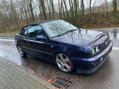 Gebraucht VW Golf Cabriolet 174 PS (127 kW) 1995 Violet Cabrio