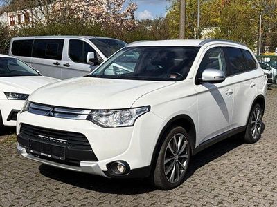 Usata Mitsubishi Outlander Diamant Edition 150 CV (110 kW) 2015 Andere SUV