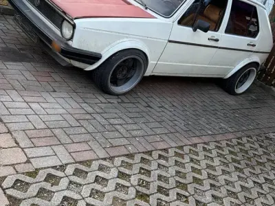 Gebraucht VW Golf I 70 PS (51 kW) 1981 Weiß Kleinwagen