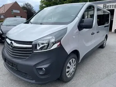 Usata Opel Vivaro 120 CV (88 kW) 2019 Grigio Monovolume