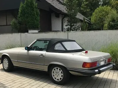 Brugt Mercedes 560 230 HK (169 kW) 1985 Beige Cabriolet