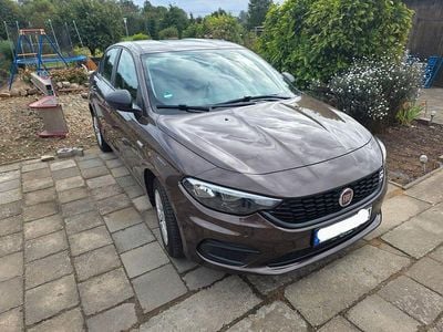 Gebraucht Fiat Tipo Sport 95 PS (69 kW) 2020 Braun Limousine