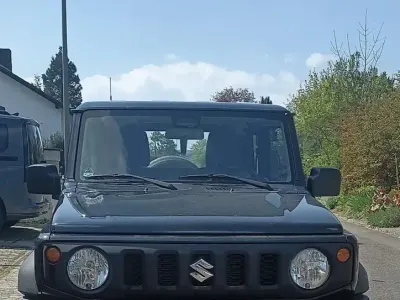 Gebraucht Suzuki Jimny Comfort 102 PS (75 kW) 2022 Schwarz SUV