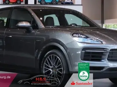 Gebraucht Porsche Cayenne 462 PS (339 kW) 2021 Quarzitgrau SUV