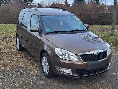 Gebraucht Skoda Roomster Fresh 86 PS (63 kW) 2013 Braun Van / Kleinbus