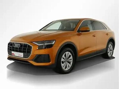 Second-hand Audi Q8 Ambiente 286 CP (210 kW) 2022 Portocaliu SUV
