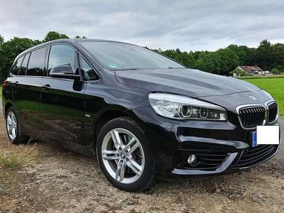 Second-hand BMW 220 Advantage 192 CP (141 kW) 2017 Negru Break
