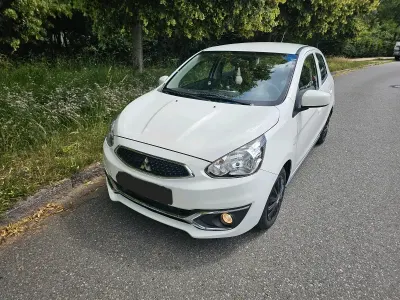 Gebraucht Mitsubishi Space Star 71 PS (52 kW) 2018 Weiß Kleinwagen