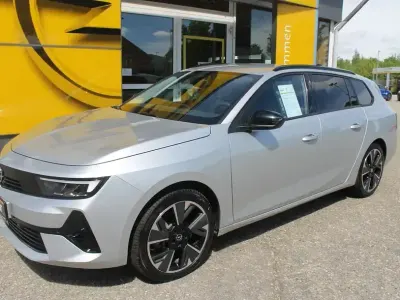 Gebraucht Opel Astra 114 kW (156 PS) 2024 Silber Kleinwagen