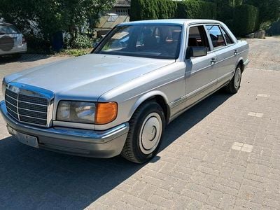 Gebraucht Mercedes 300 180 PS (132 kW) 1988 Silber Limousine