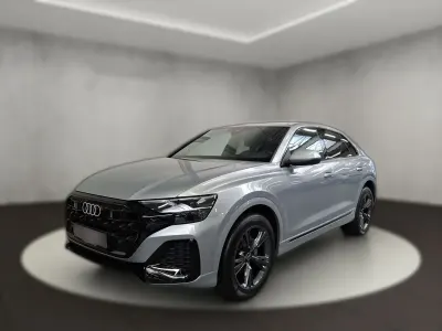 Gebraucht Audi Q8 Ambiente 231 PS (169 kW) 2025 Silber metallic SUV