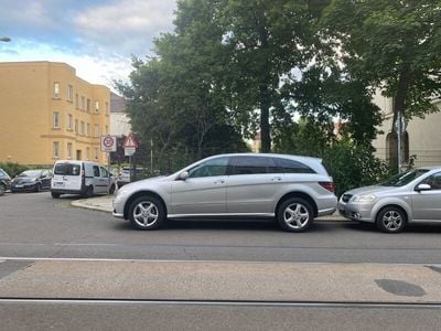Mercedes R320