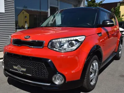 Gebraucht Kia Soul 132 PS (97 kW) 2016 Rot SUV