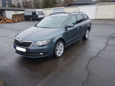 gebraucht Skoda Superb 2.0 TDI DSG Ambition Combi Ambition