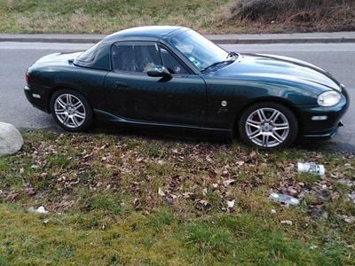 Second-hand Mazda MX5 140 CP (102 kW) 1998 Verde Cabrio