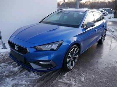 Saphir blau metallic Neu 2026 Seat Leon FR Kombi | 34.590 € (Etwas zu teuer)